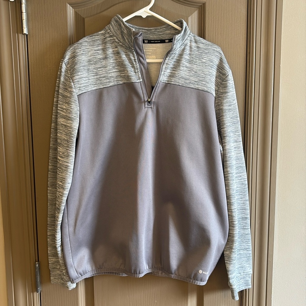 Men’s tek gear pullover